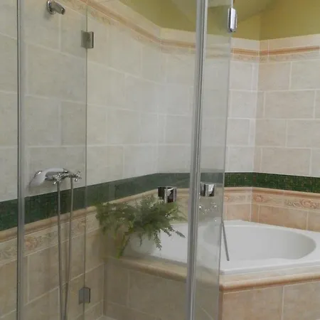 Nagyret Panzio Bed & Breakfast Eger