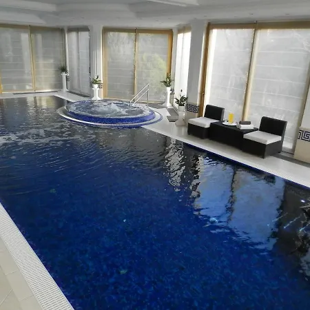 Nagyret Panzio Bed & Breakfast