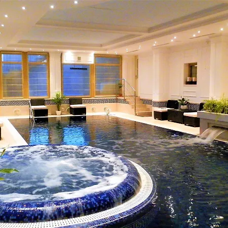 Nagyret Panzio Bed & Breakfast *