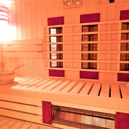Nagyret Panzio Bed & Breakfast *