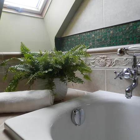 Nagyret Panzio * אגר