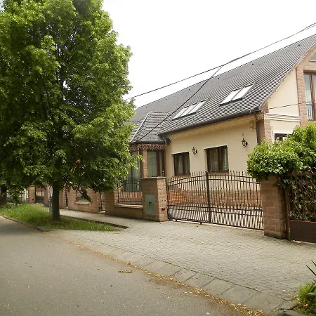 Nagyret Panzio Erlau