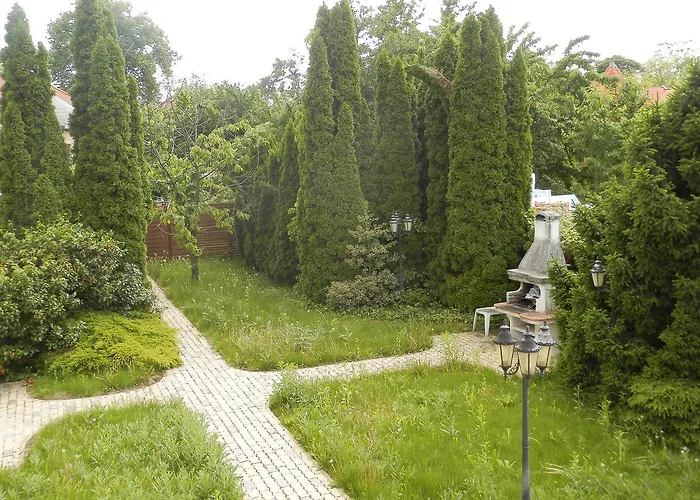 Nagyret Panzio Bed & Breakfast *